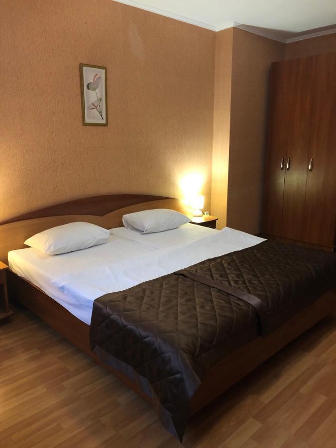 Comfort Hotel Kiev Exterior foto